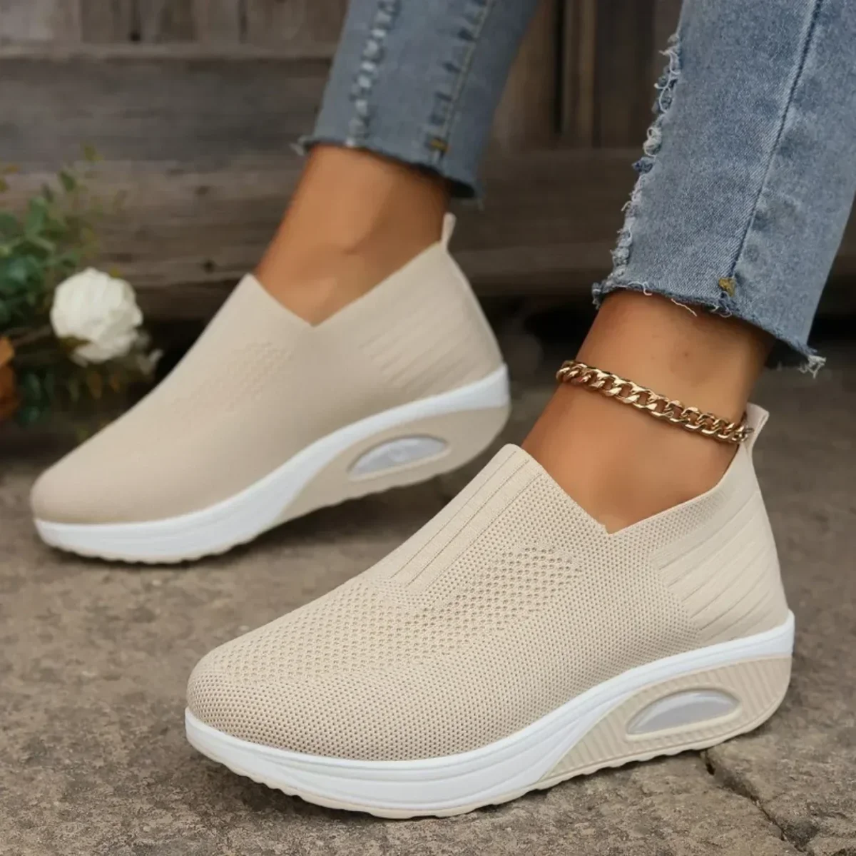 Ortopediska, vadderade, casual sneakers för kvinnor - Bild 6