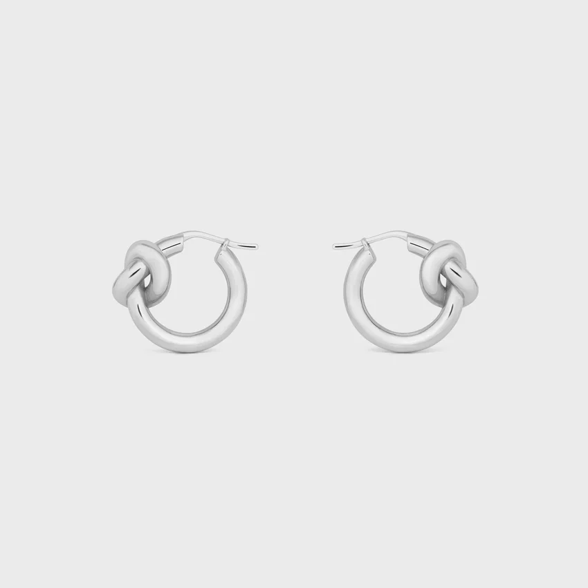 Knot Hoops i mässing med rodiumfinish