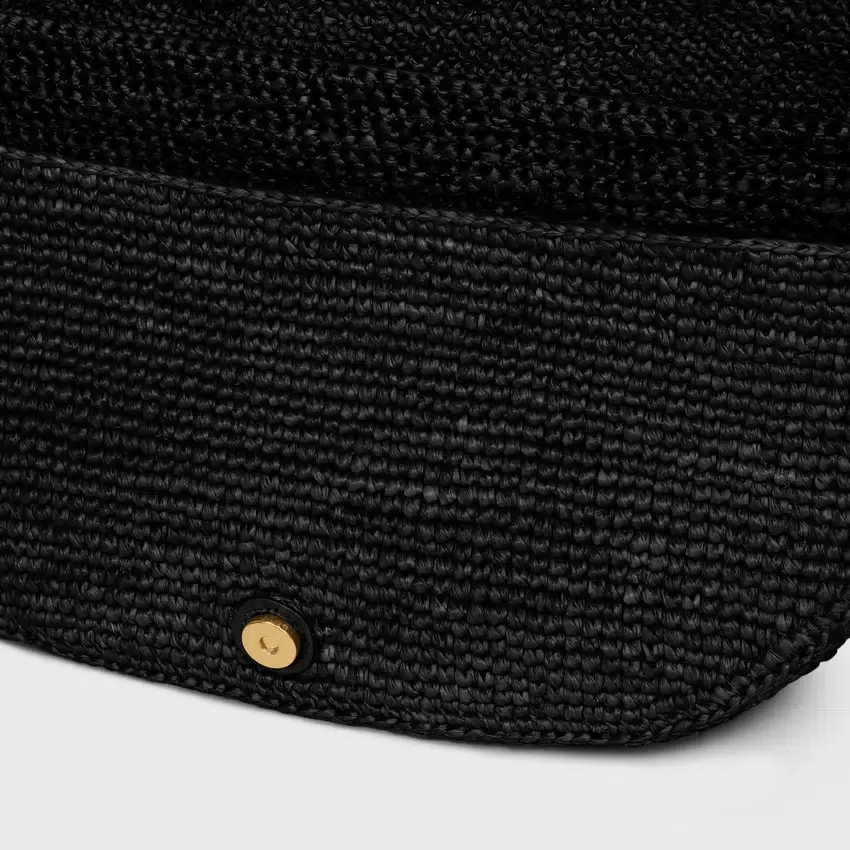 Liten halvmåneformad Soft Triomphe i raffia och lammskinn - Bild 6
